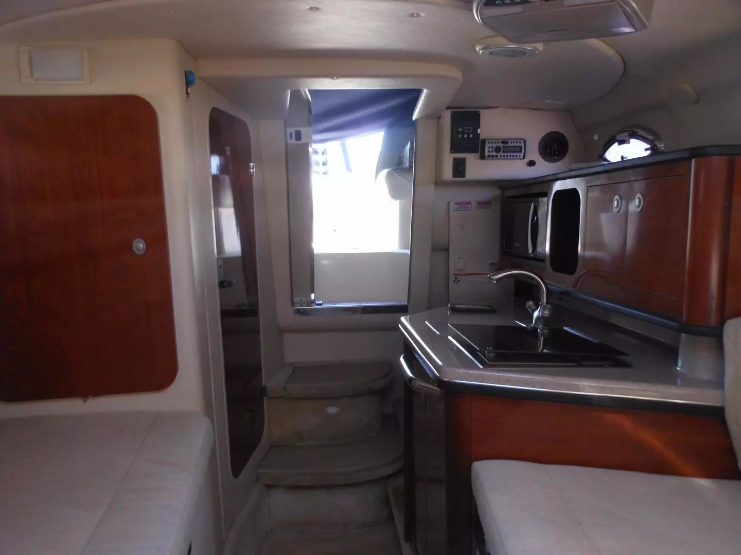2006 Sea Ray 270 Amberjack - Image 12