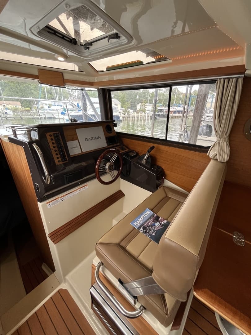 2021 Ranger Tugs R27 - Image 12