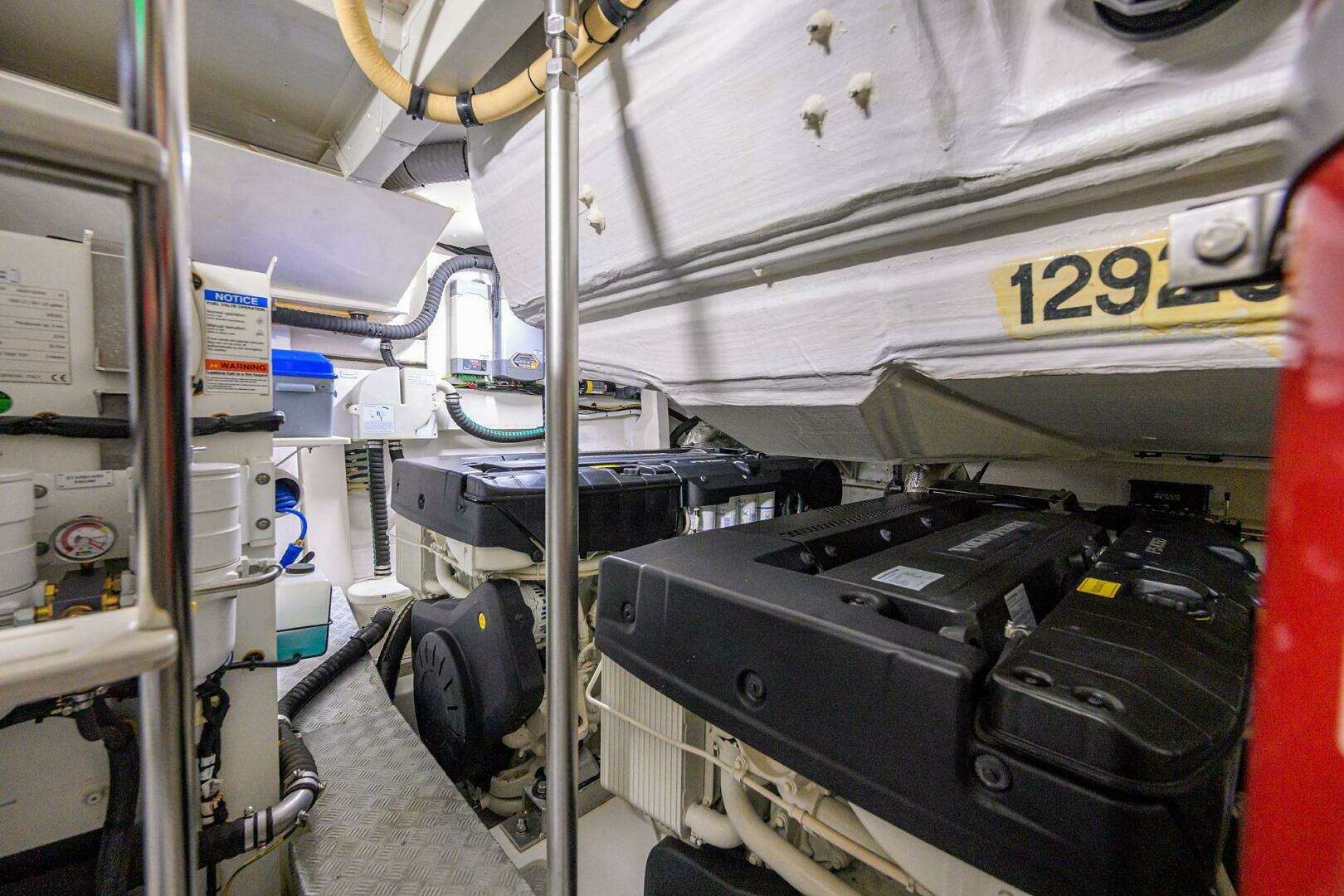 2019 Azimut S7 - Image 140