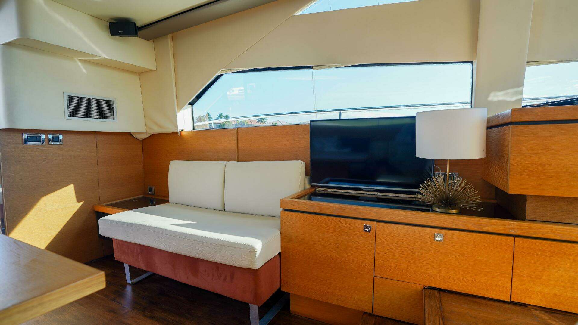 2009 Fairline — - Image 16