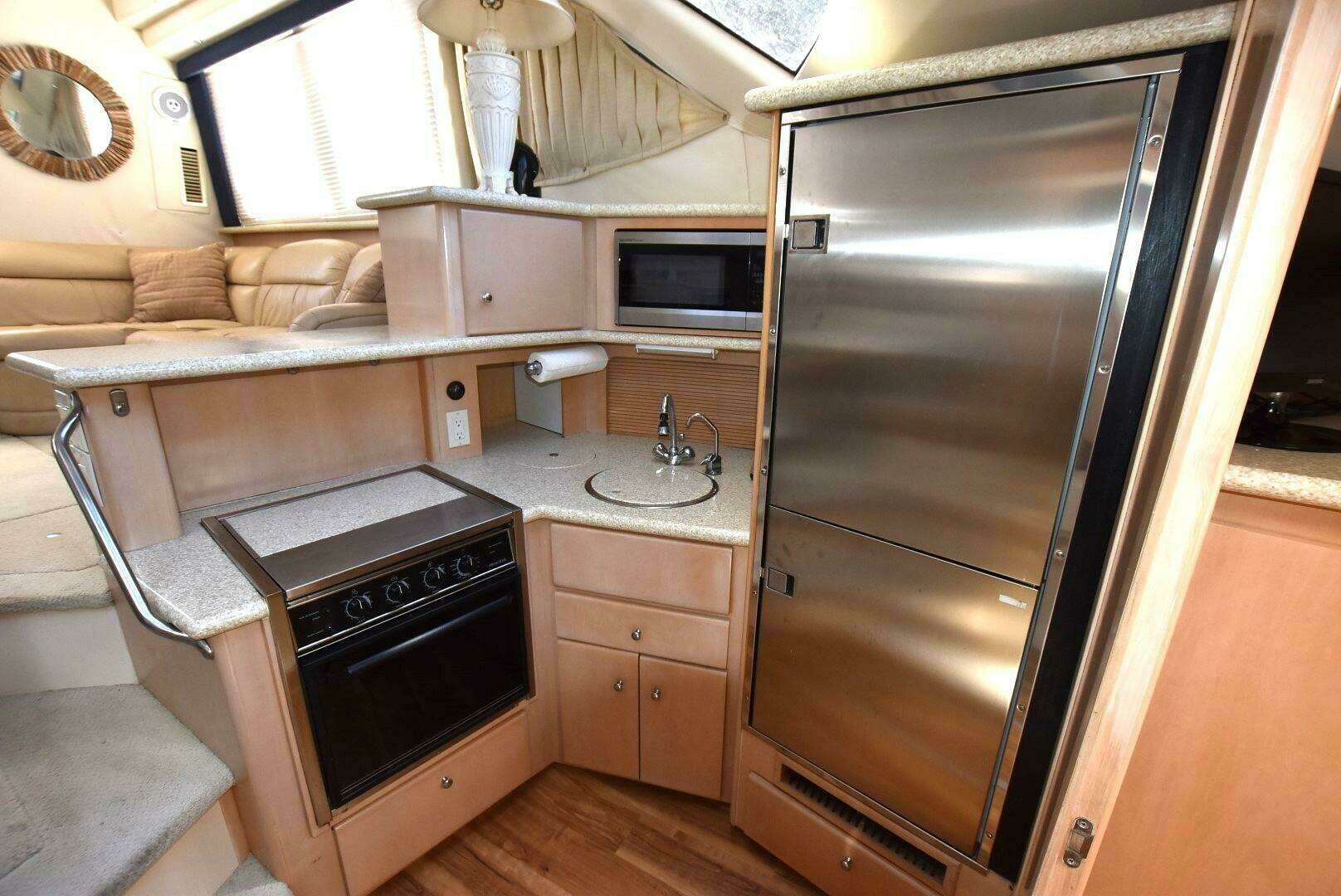 1999 Carver — - Image 13