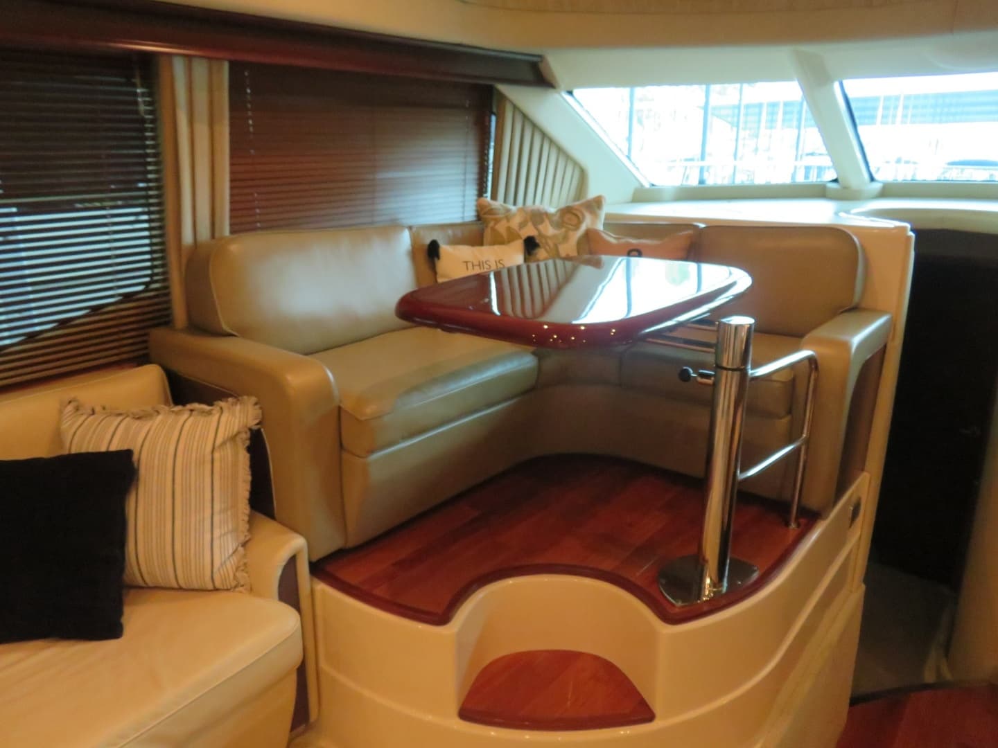 2007 Sea Ray 44 Sedan Bridge - Image 14