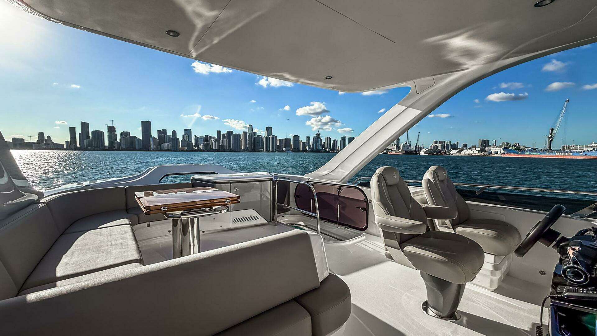 2026 Princess S65 Sportbridge - Image 94