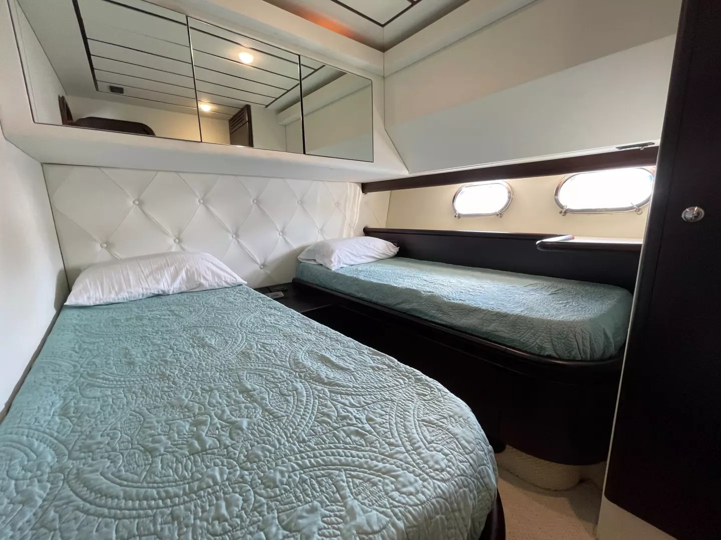 2001 Ferretti Yachts 680 - Image 27