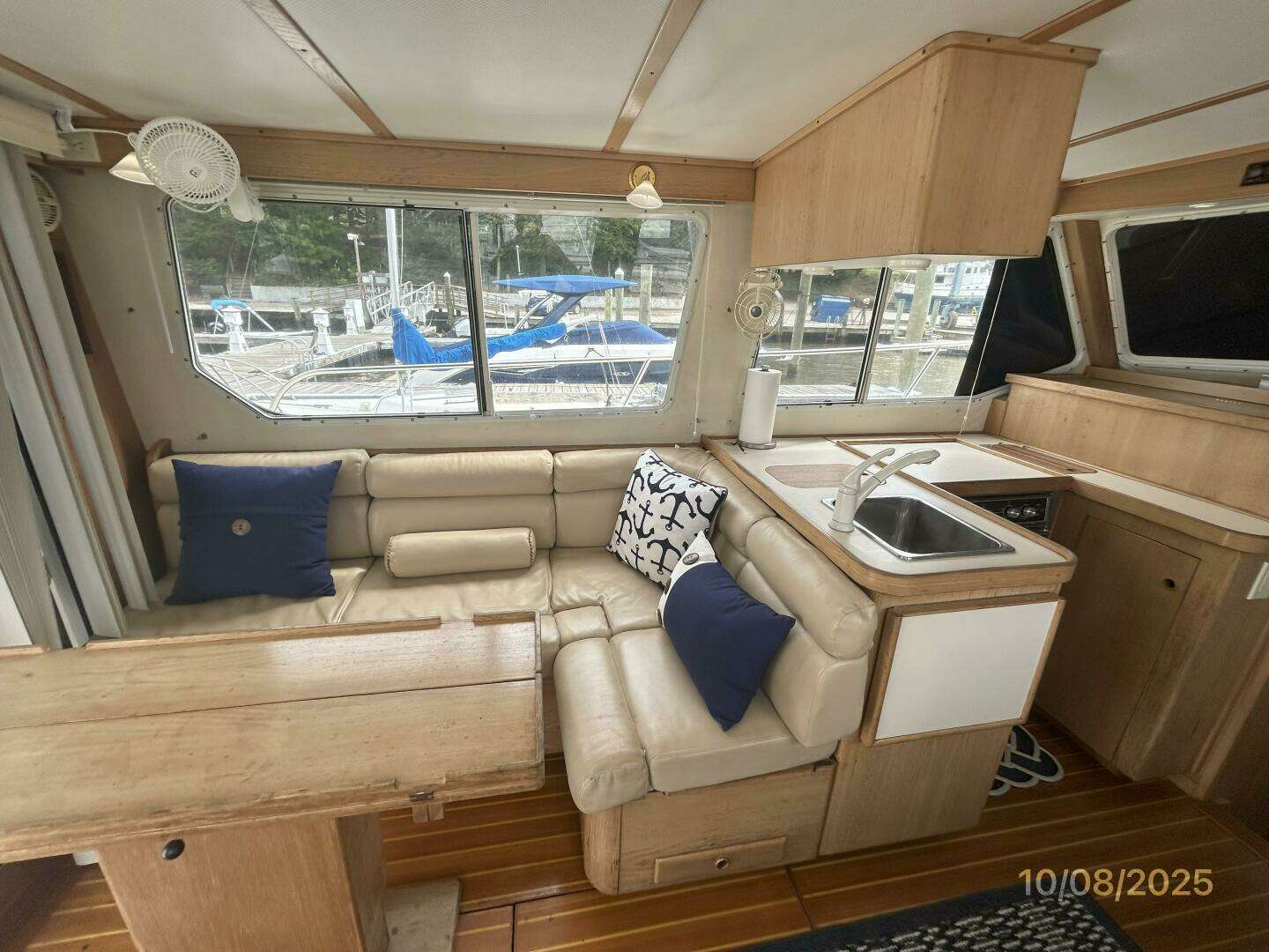 1994 Sabreline Sedan Flybridge - Image 33