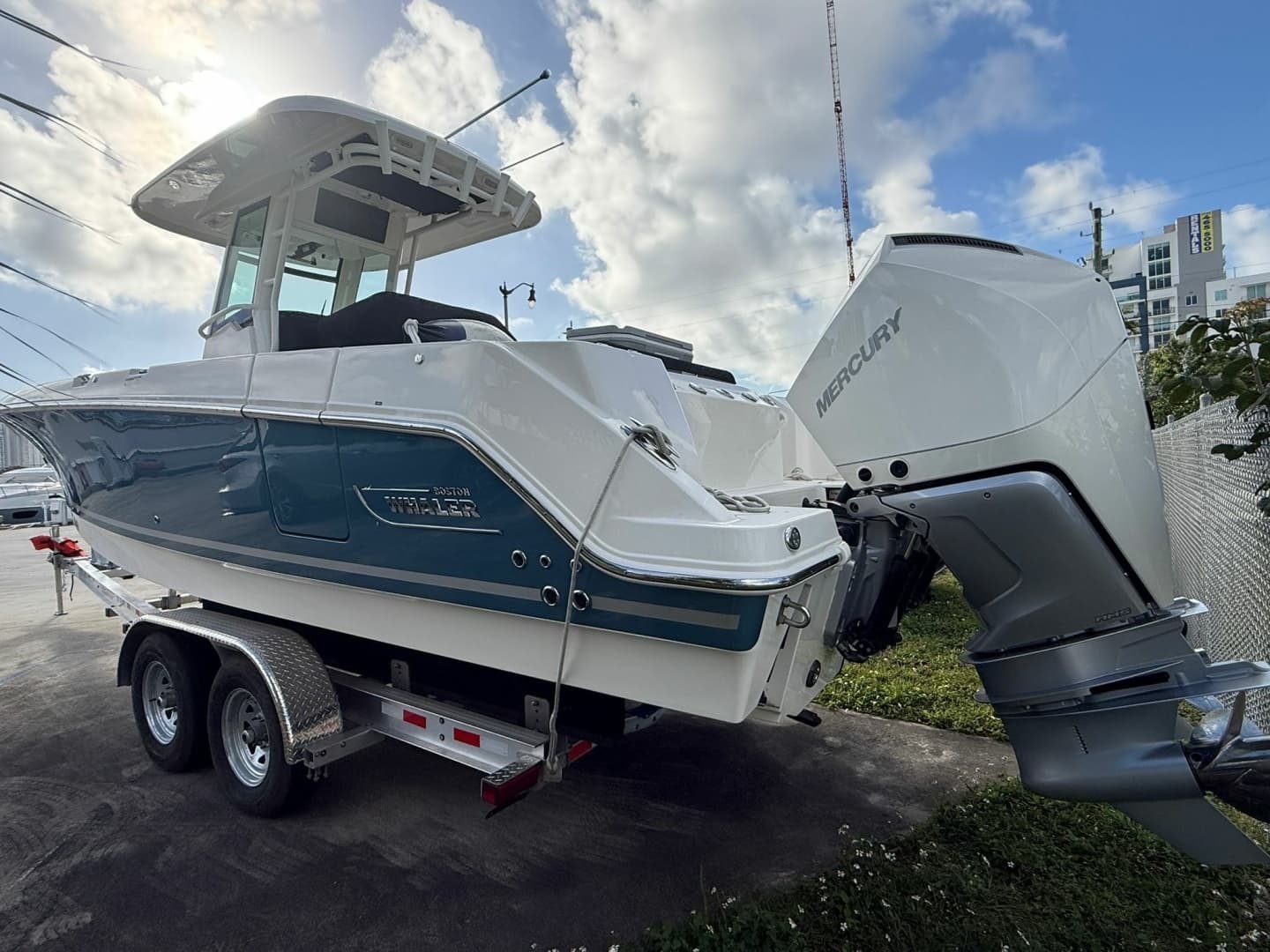 2023 Boston Whaler — - Image 3