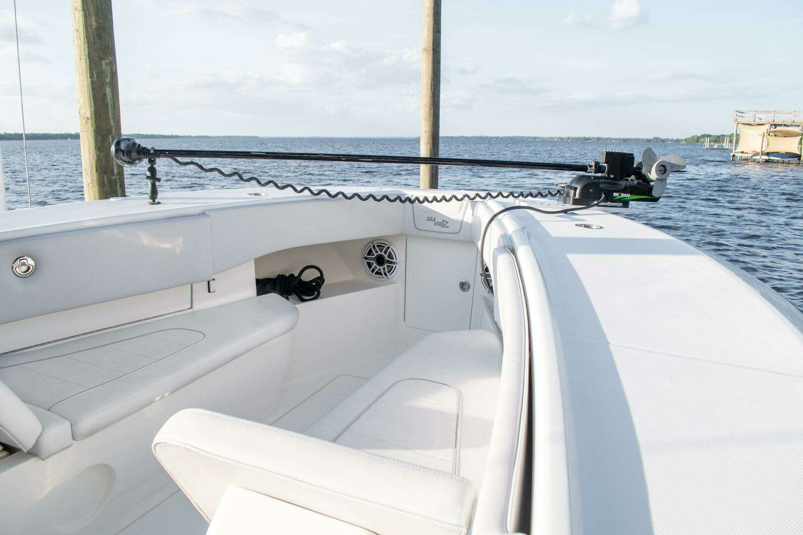 2021 SeaVee 370Z - Image 13