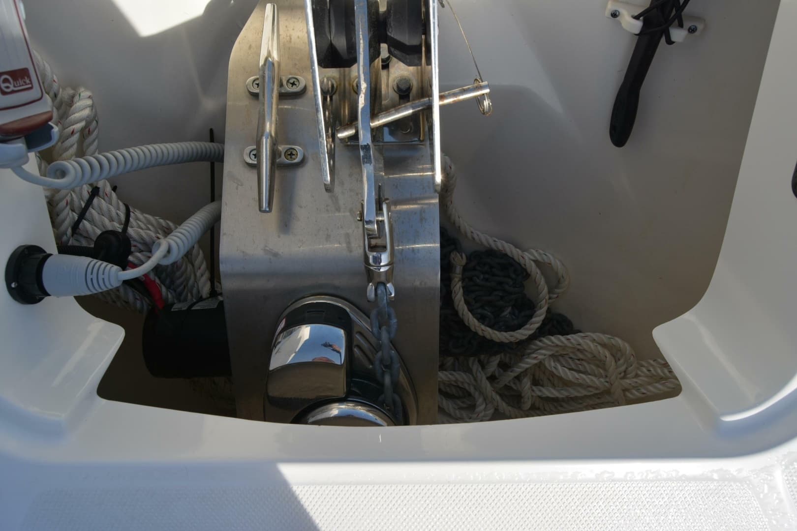 2021 Boston Whaler 270 Dauntless - Image 16