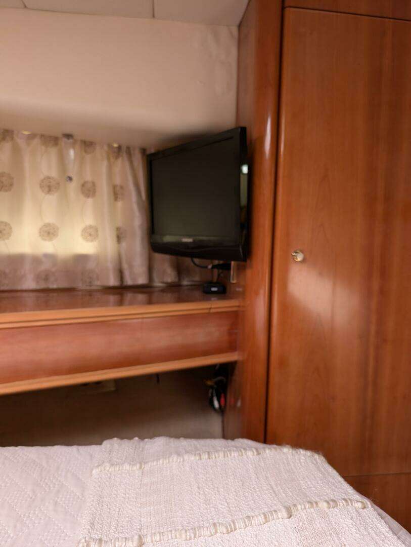 1998 Viking Princess Sport Cruiser - Image 50