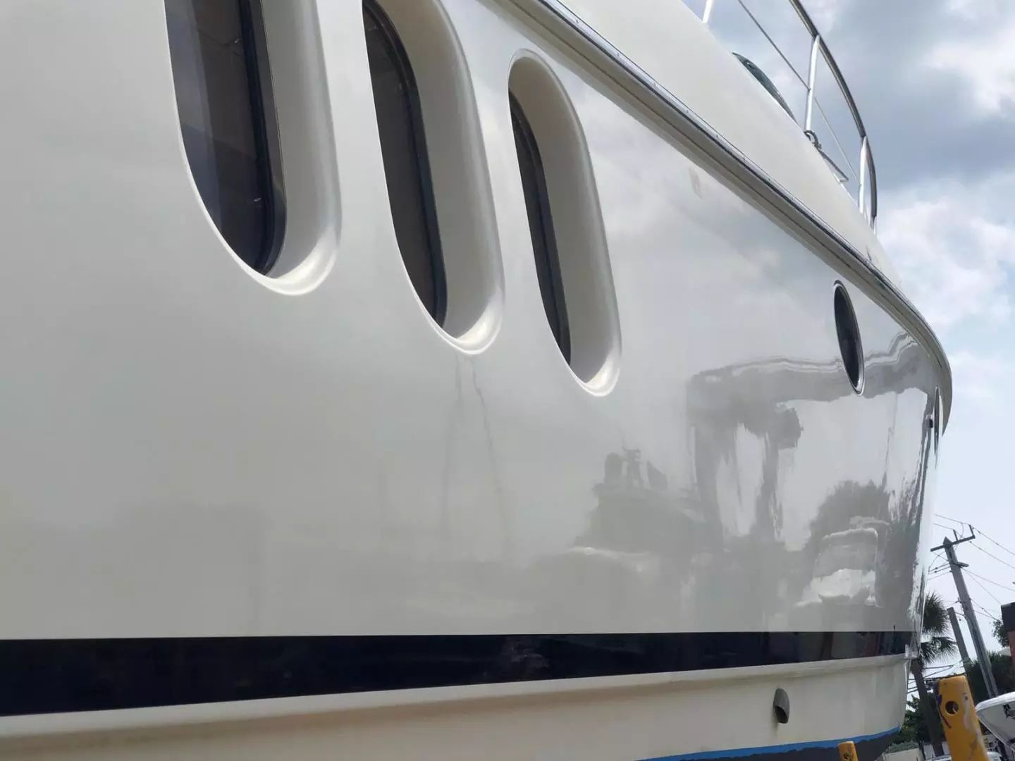 2005 Azimut 62 Evolution - Image 2
