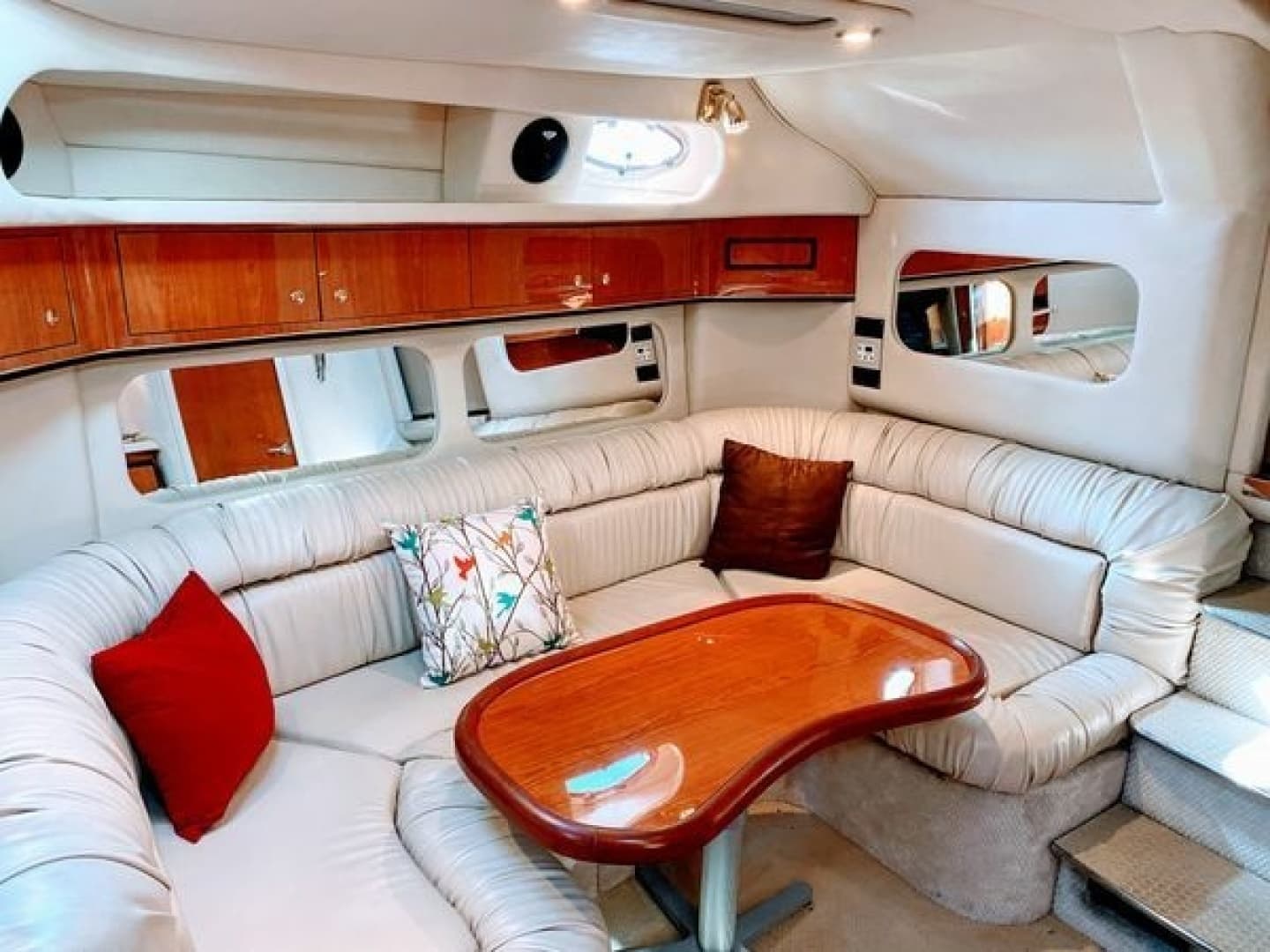 1999 Sea Ray 370 Express - Image 23