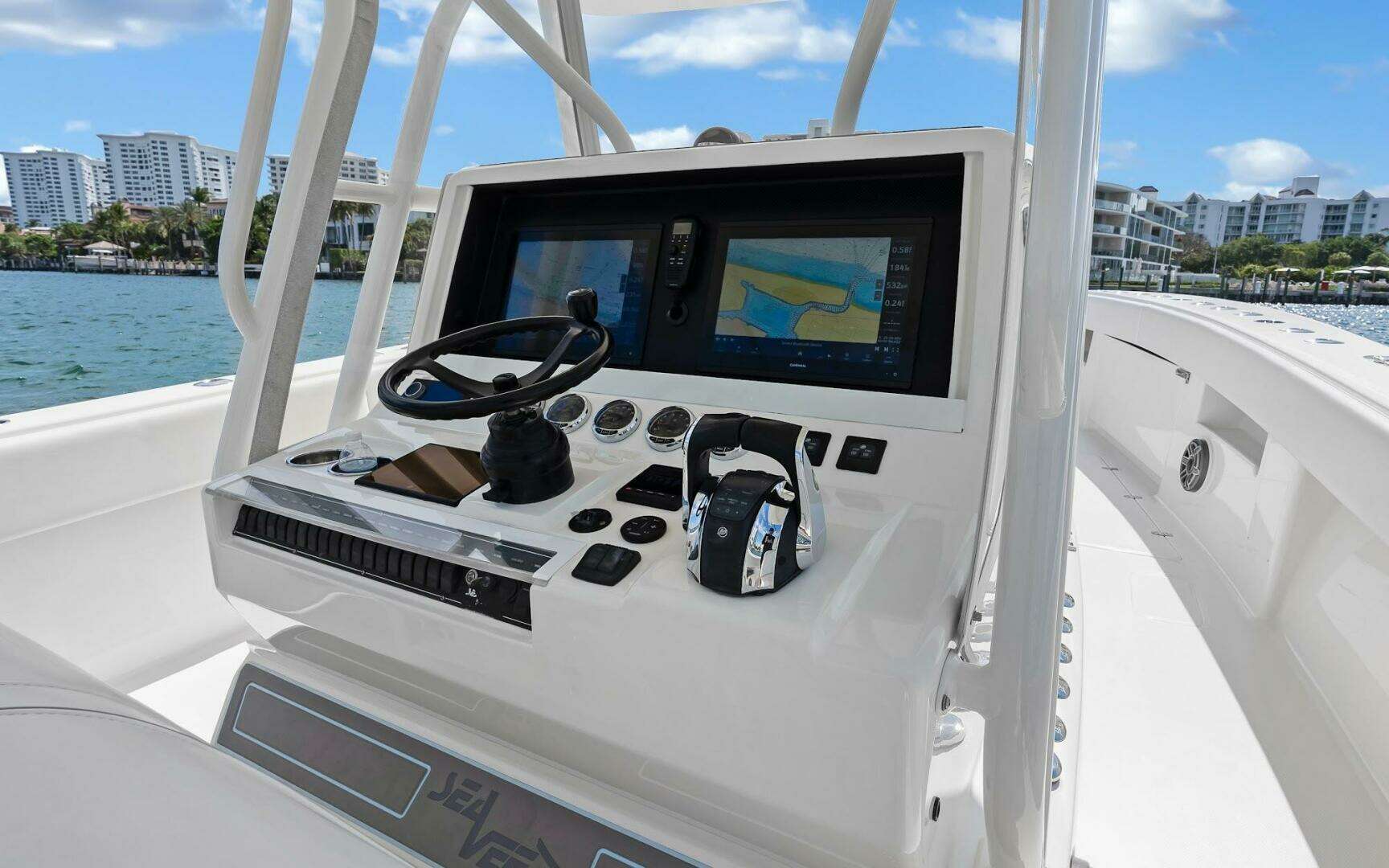 2019 SeaVee 390Z - Image 17