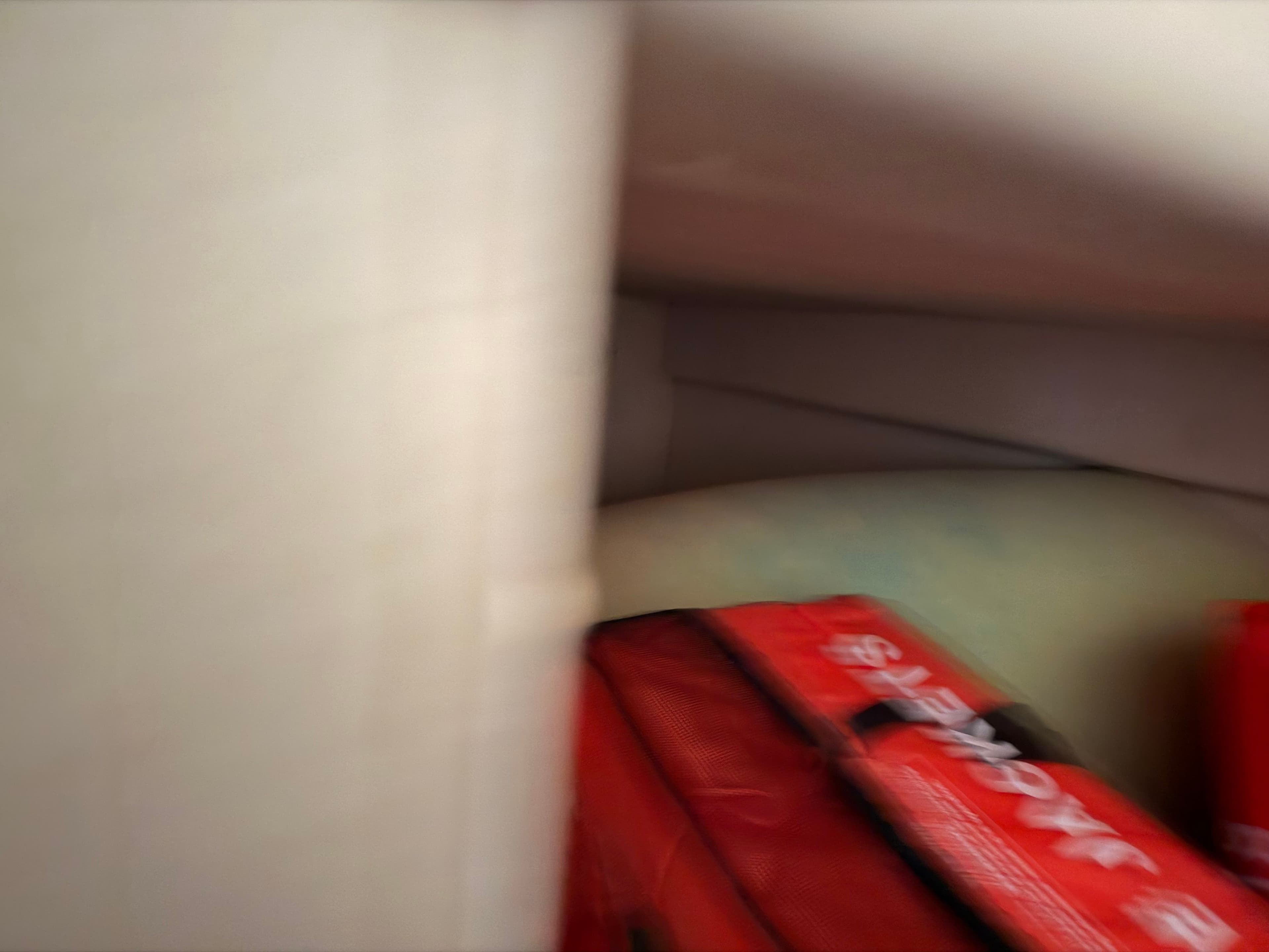 Interior of a 2006 Sea Ray Sundancer 260 boat.