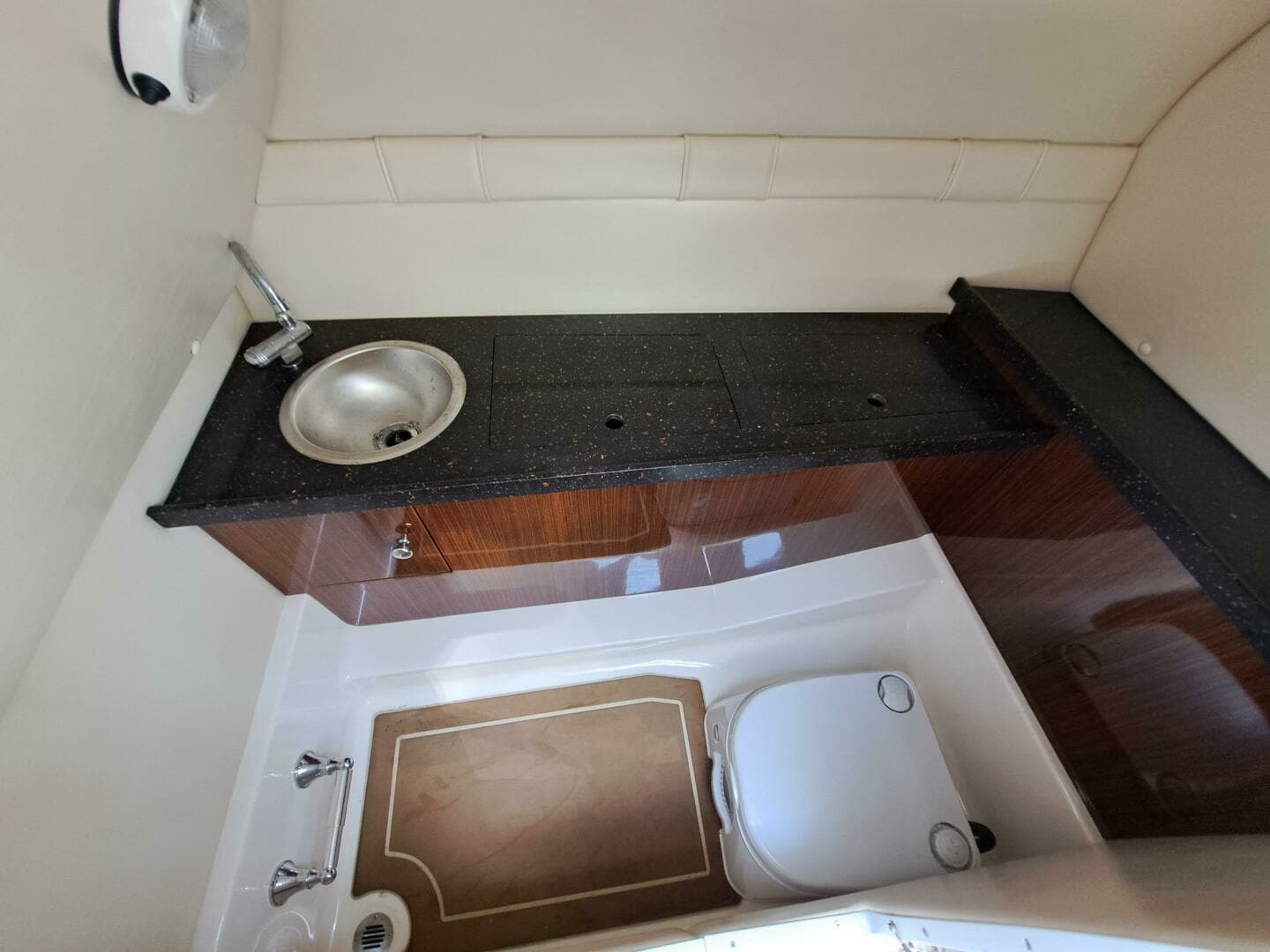 2014 Regal 2700 Bowrider - Image 27