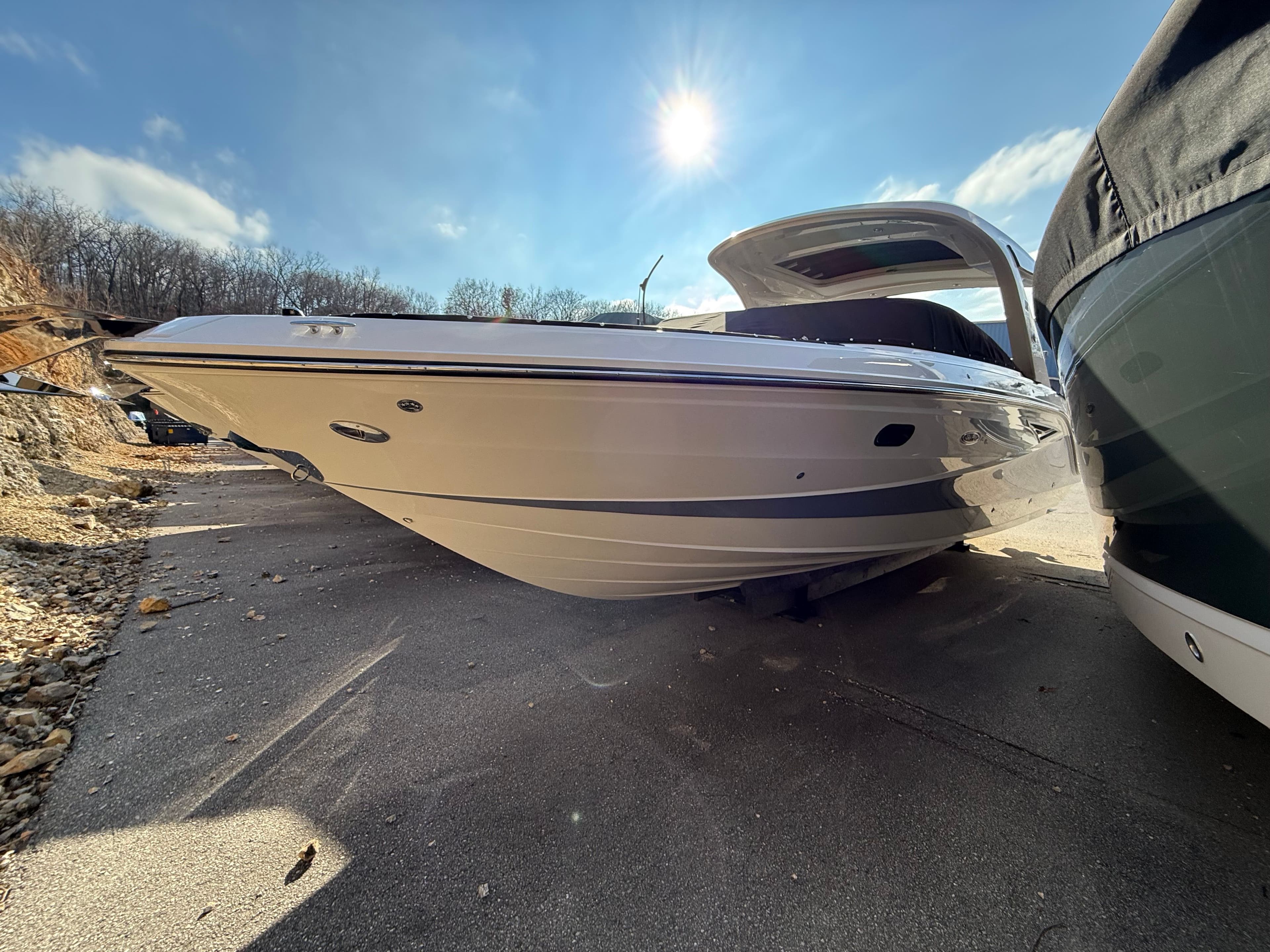2026 Sea Ray SLX 310 - 3
