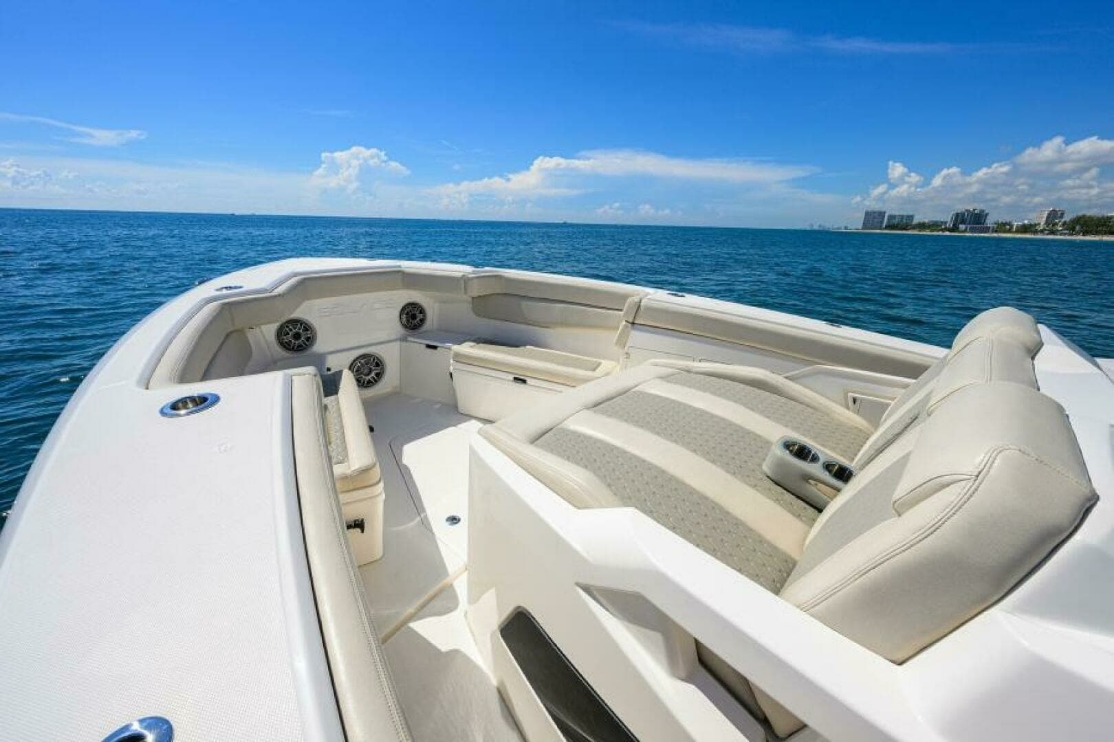 2021 Solace Center Console - Image 6