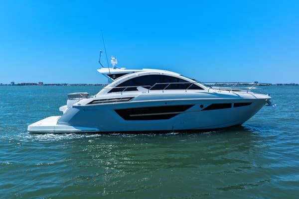 2025 Cruisers Yachts 50 Cantius - Image 1