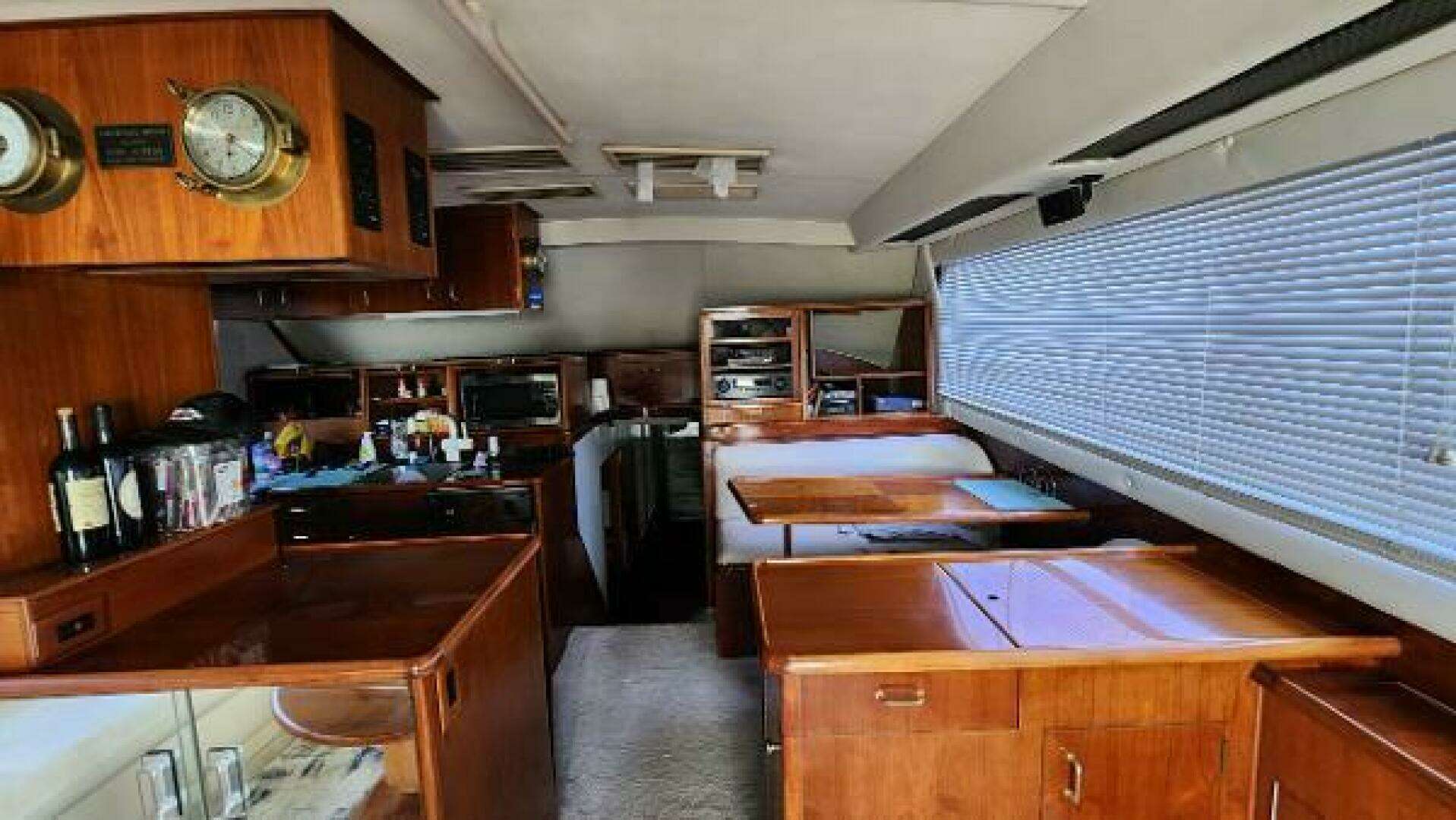 1989 Ocean Yachts 55 - Image 4