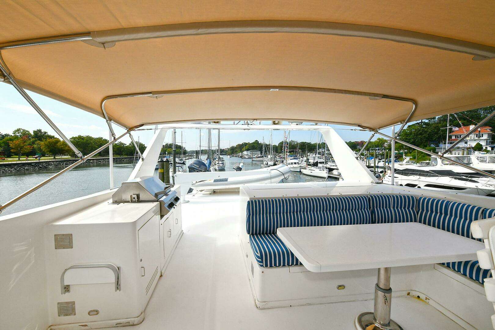 2002 Grand Alaskan Flushdeck - Image 48