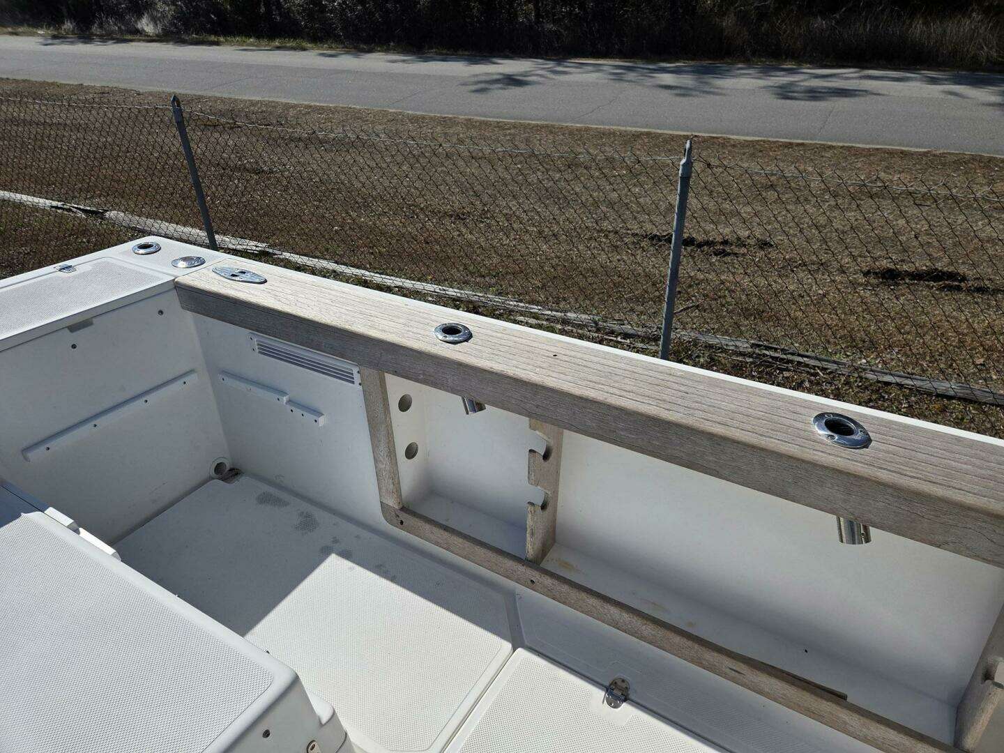 2003 True World Marine TE286 - Image 33