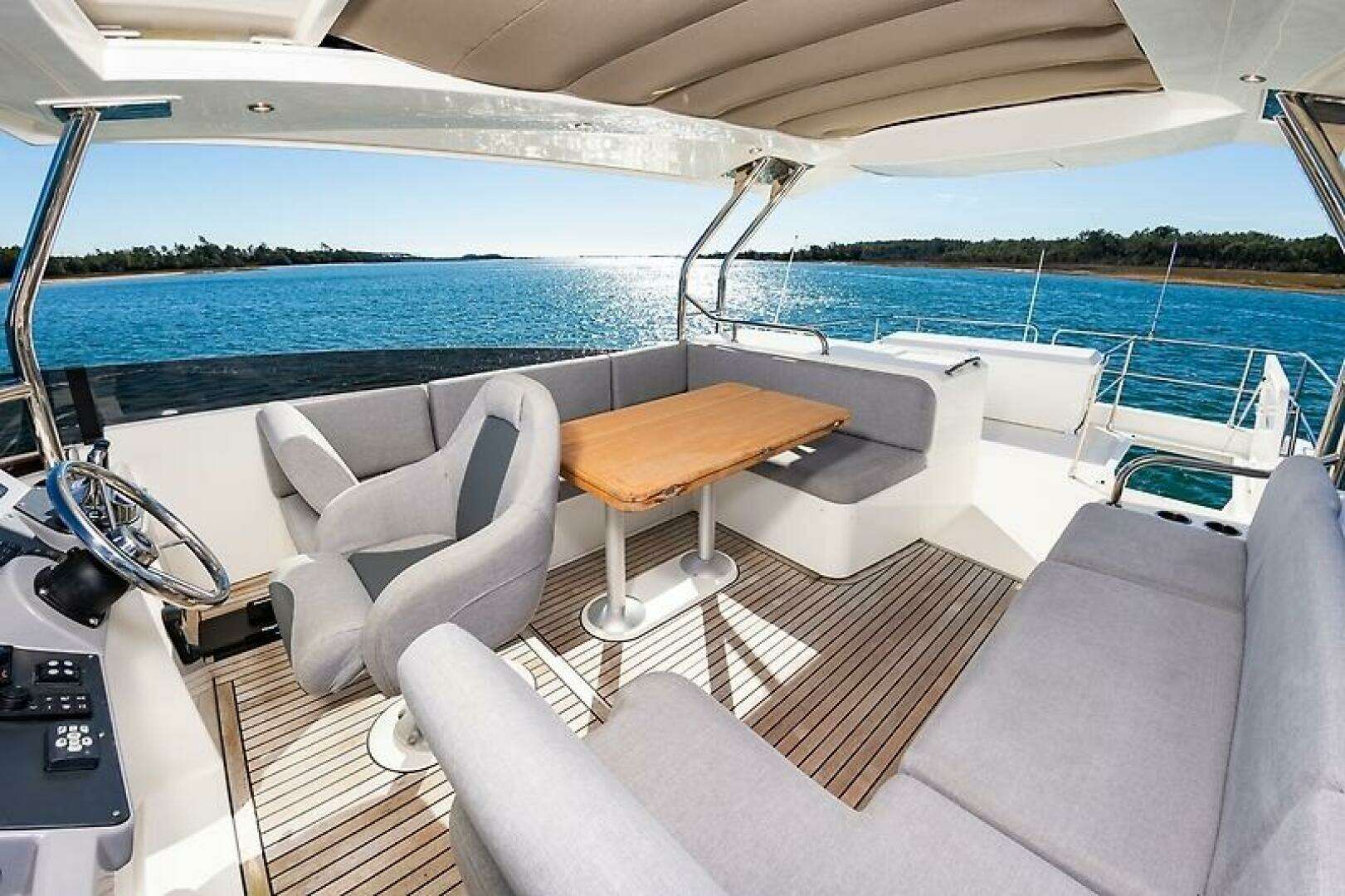 2022 Beneteau Swift Trawler - Image 15