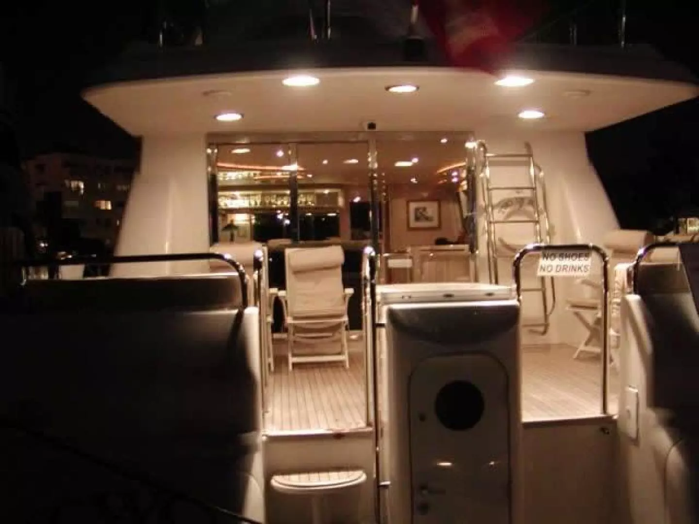 1996 Lazzara Yachts GRAND SALON - Image 12