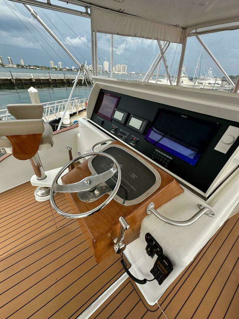 2001 Buddy Davis SPORTFISH - Image 24