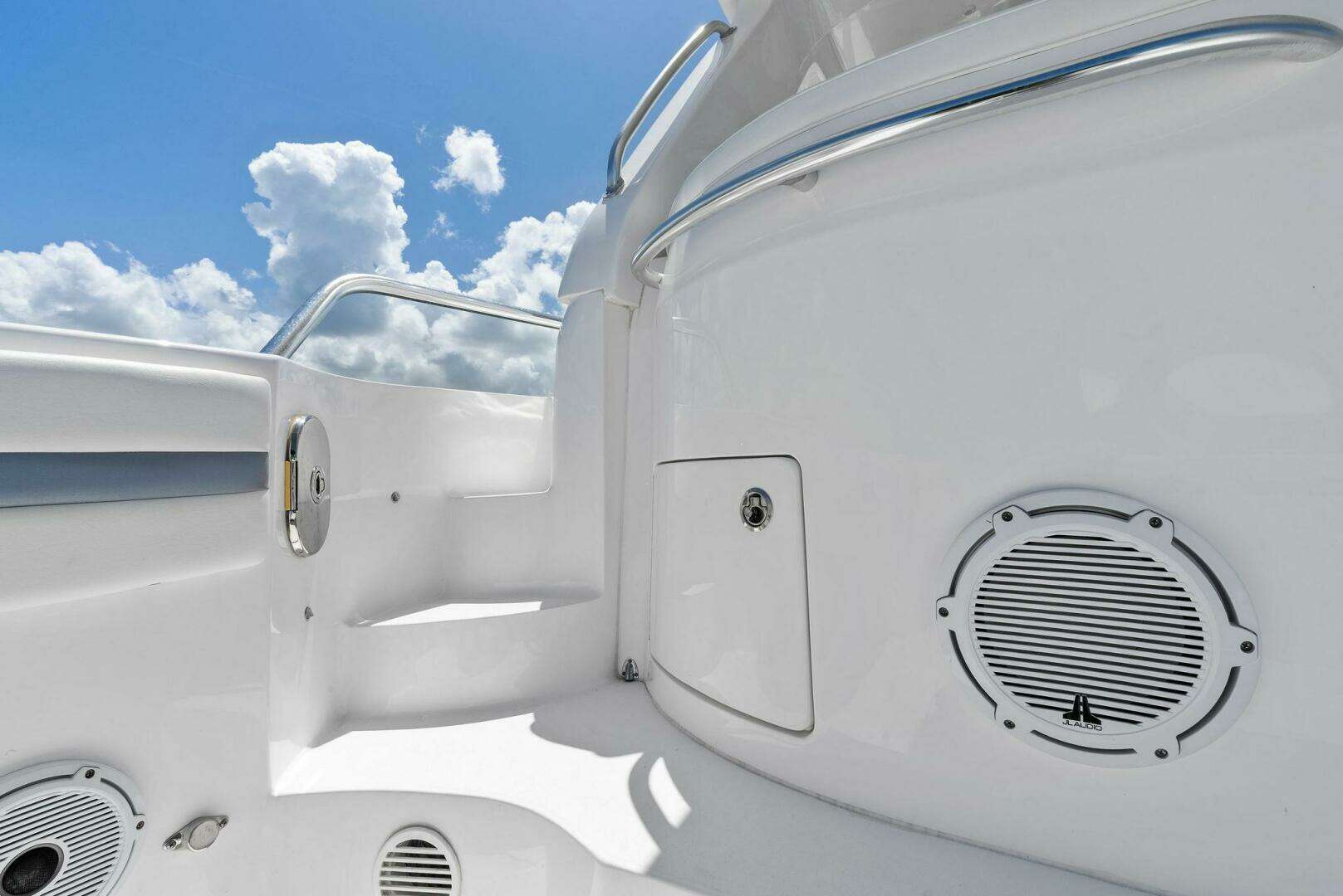 2022 Intrepid 438 Evolution - Image 41