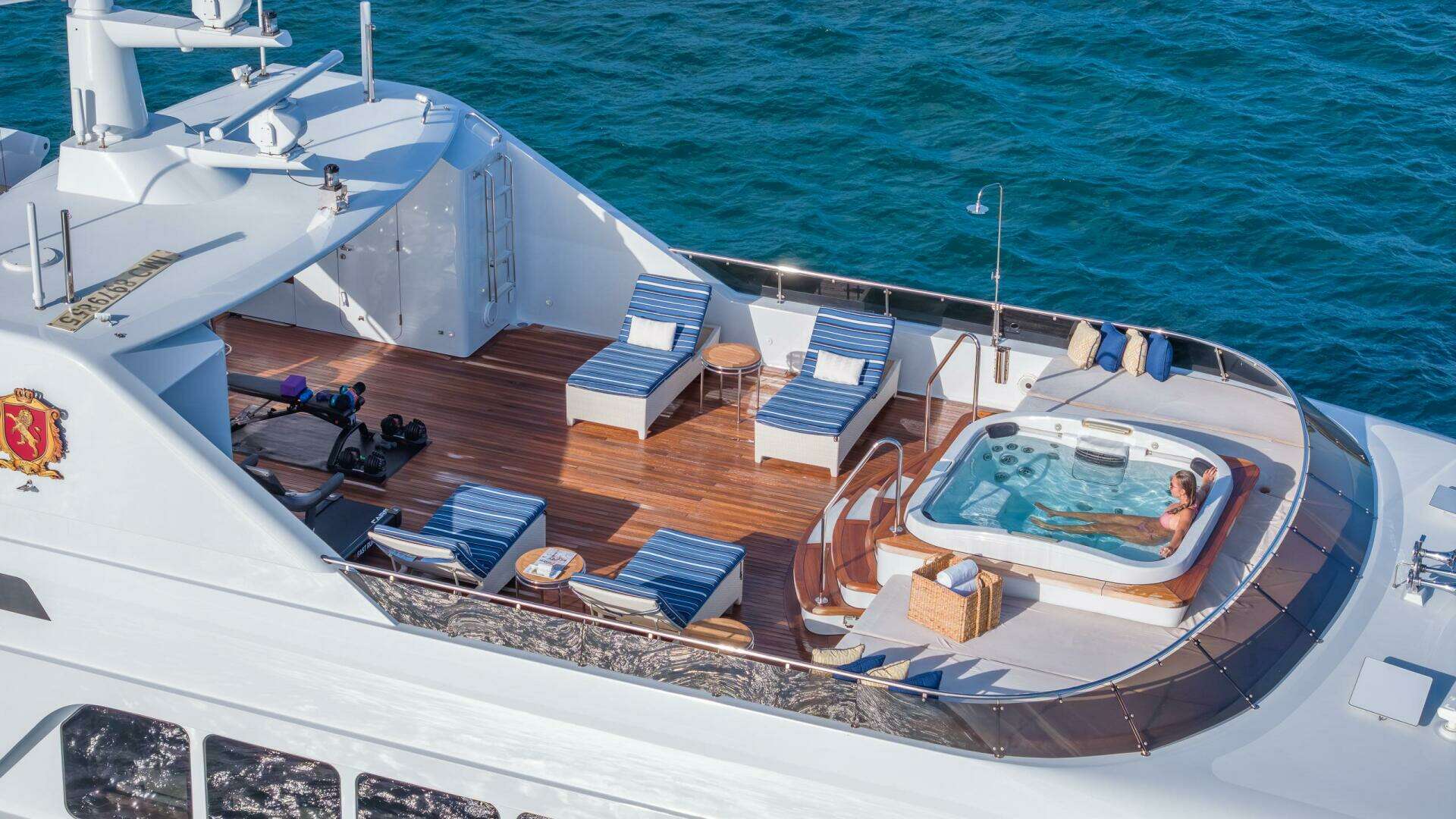 2001 Trinity Yachts Tri-Deck MY - Image 30