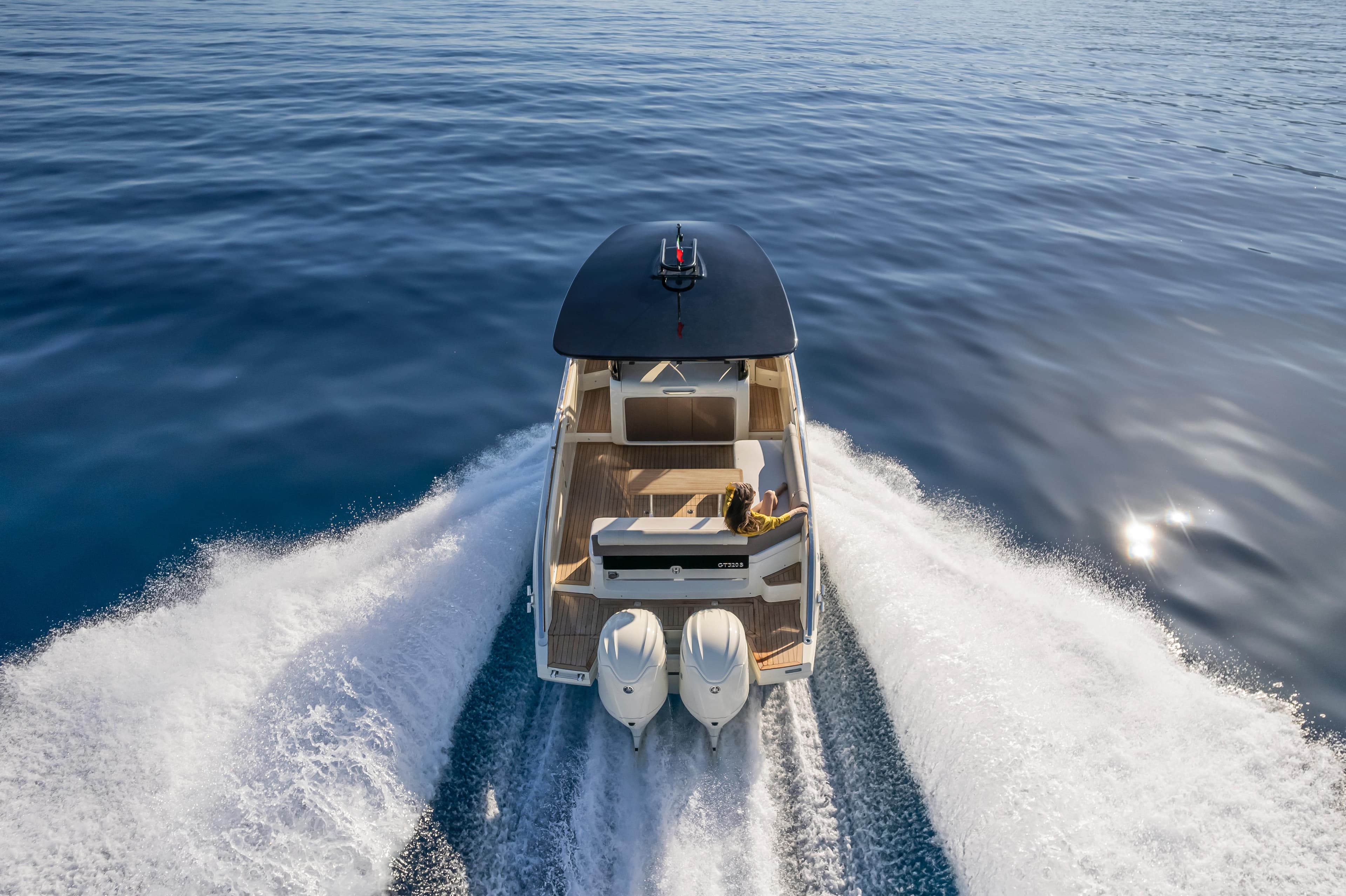 Invictus GT 320S