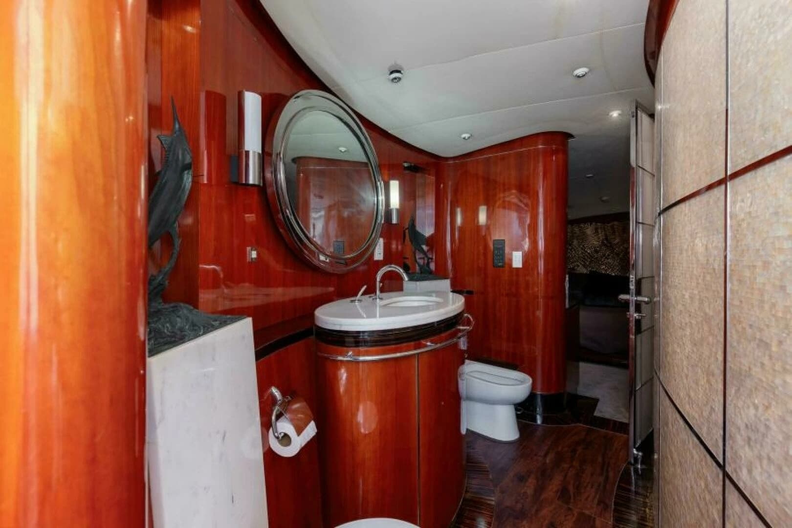 2004 Ebony Custom Sportfish 65 Convertible - Image 20