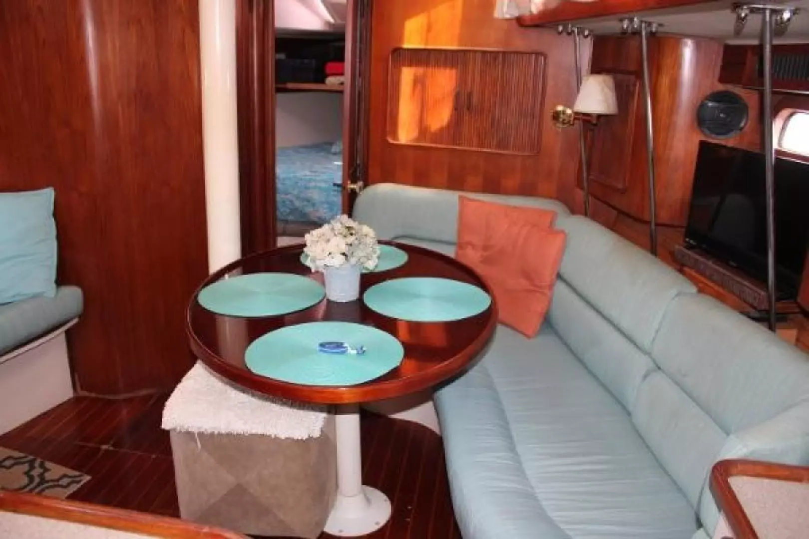 1991 Catalina Morgan 45 - Image 7