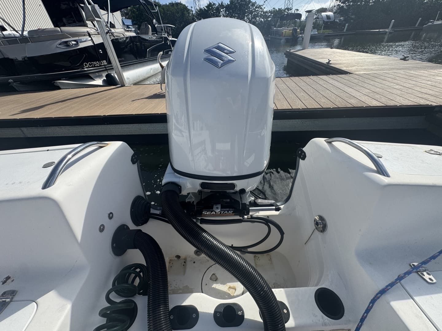 2005 Angler 204 - Image 7