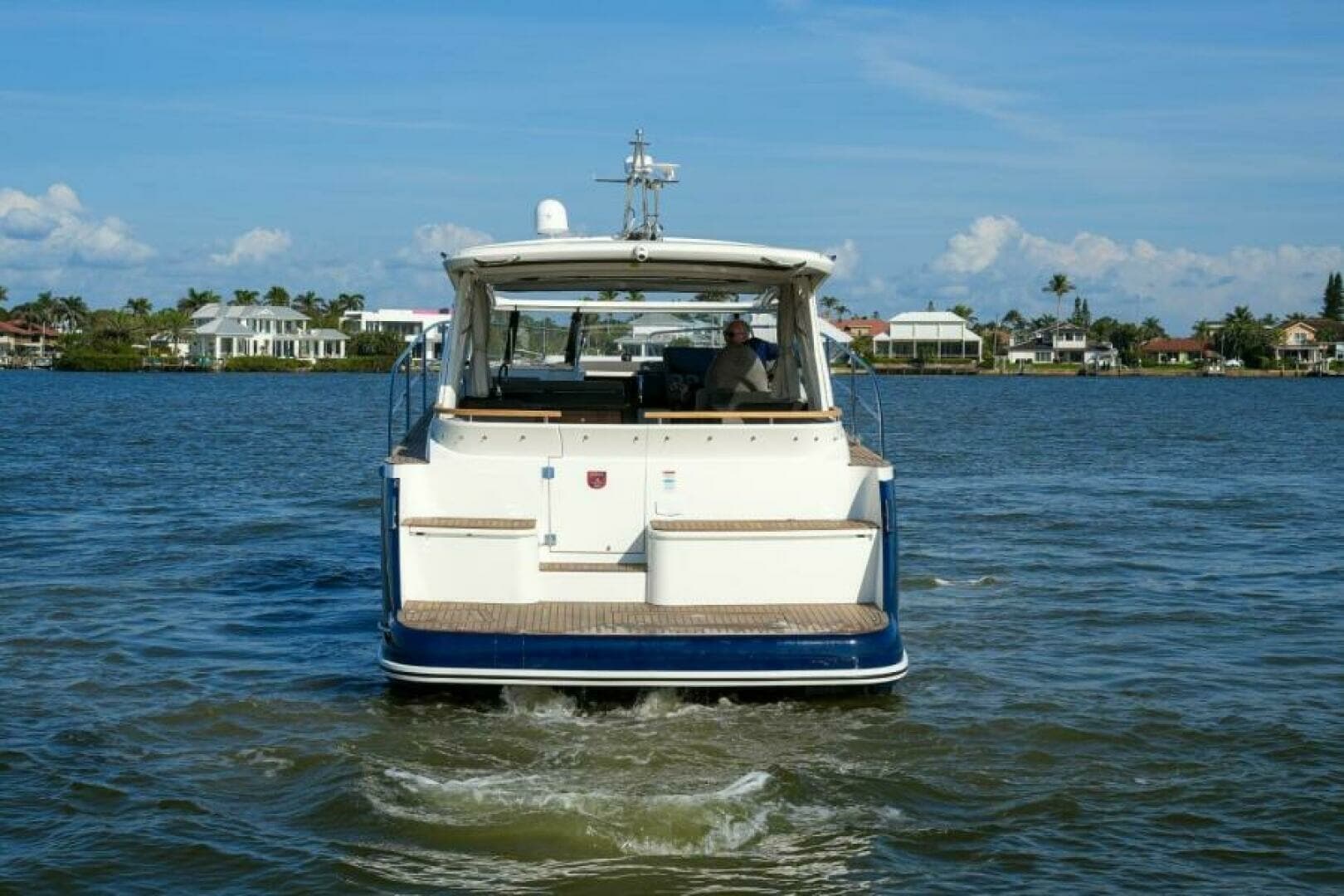 2026 Marex 360 Cabriolet Cruiser - Image 14