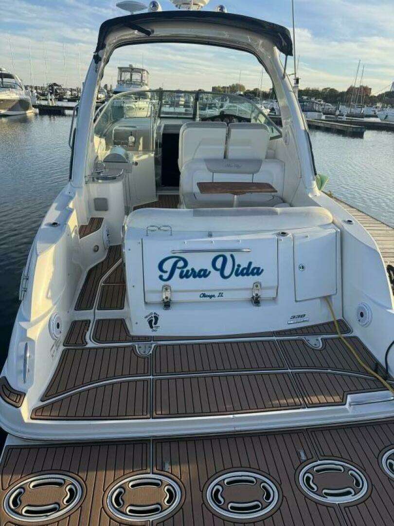 2011 Sea Ray 330 Sundancer - Image 7