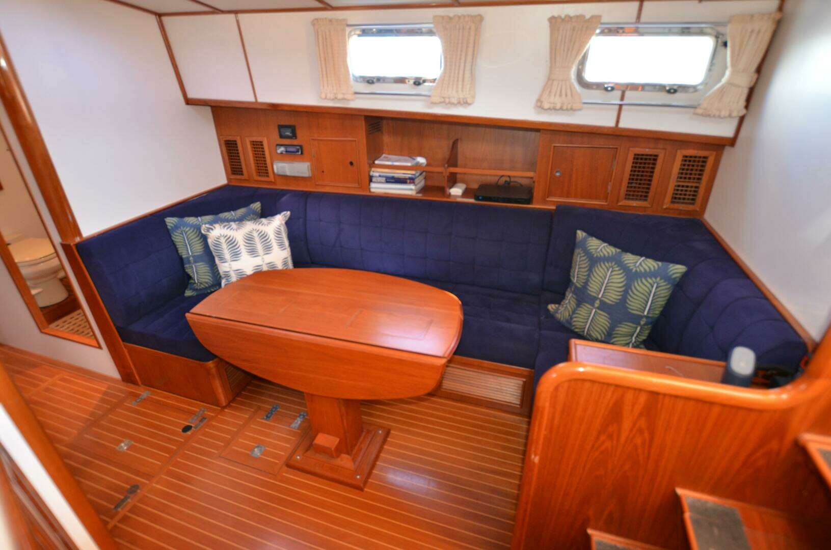 2000 Grand Banks Eastbay HX - Image 30