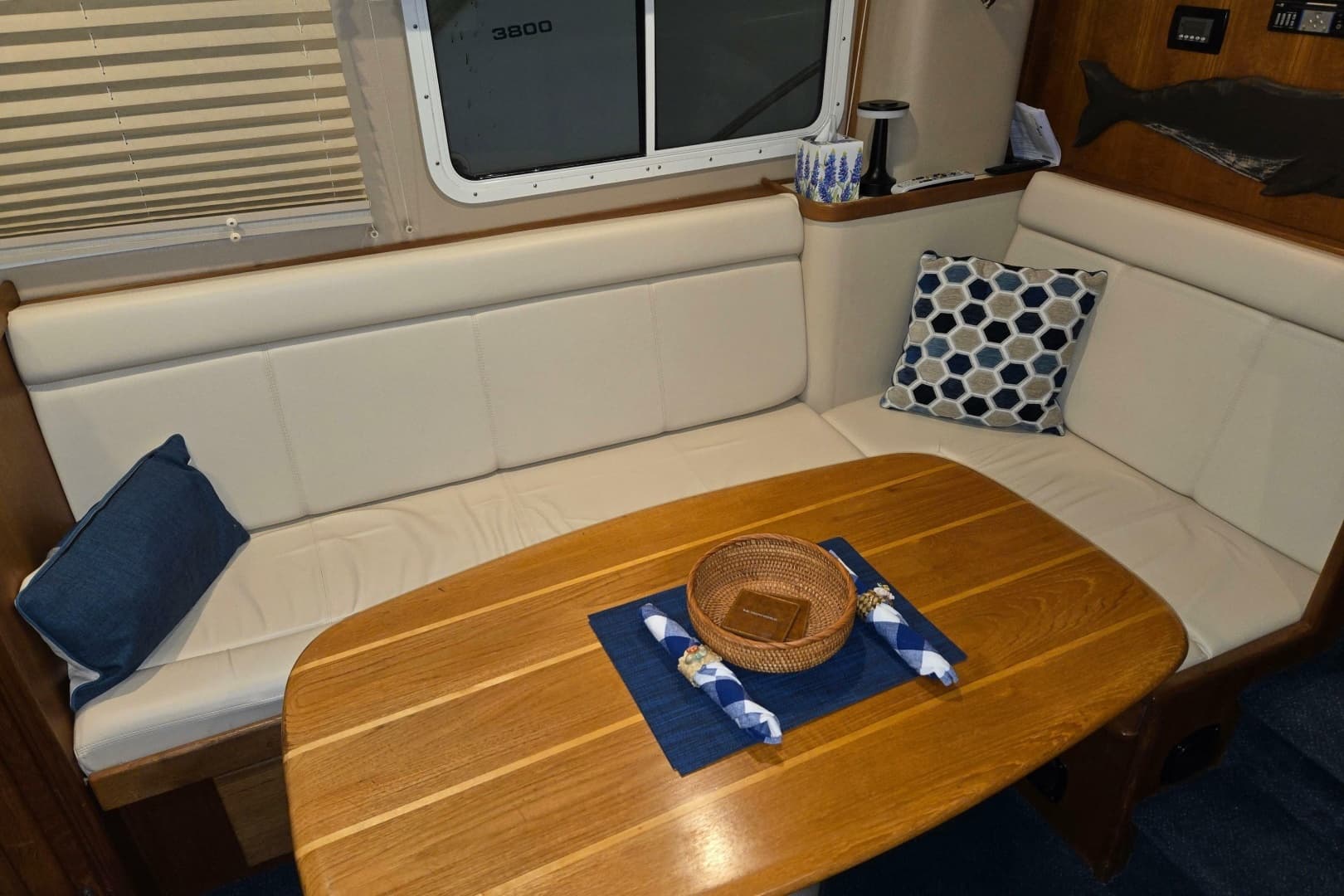 2006 American Tug 34 Pilothouse Trawler - Image 9