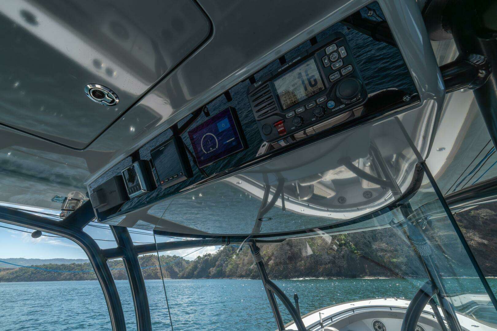 2021 Valhalla Boatworks V-37 - Image 19