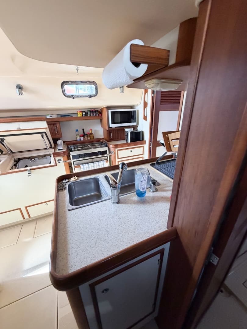 2007 Island Packet SP Cruiser - Image 58