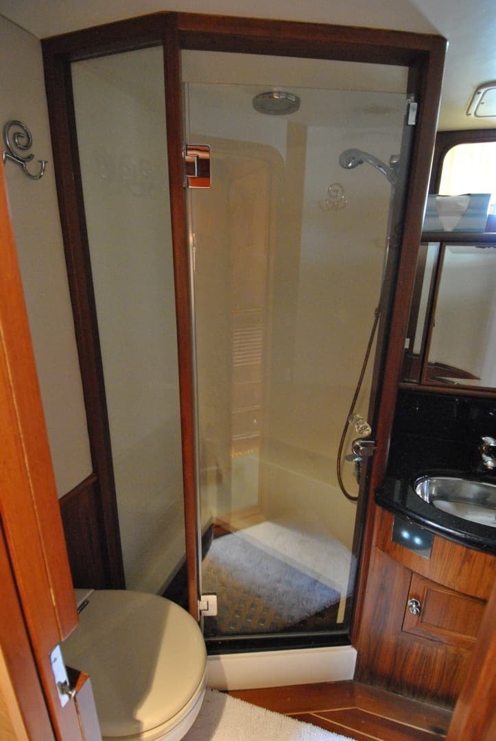 2002 Grand Alaskan Raised Pilothouse - Image 36