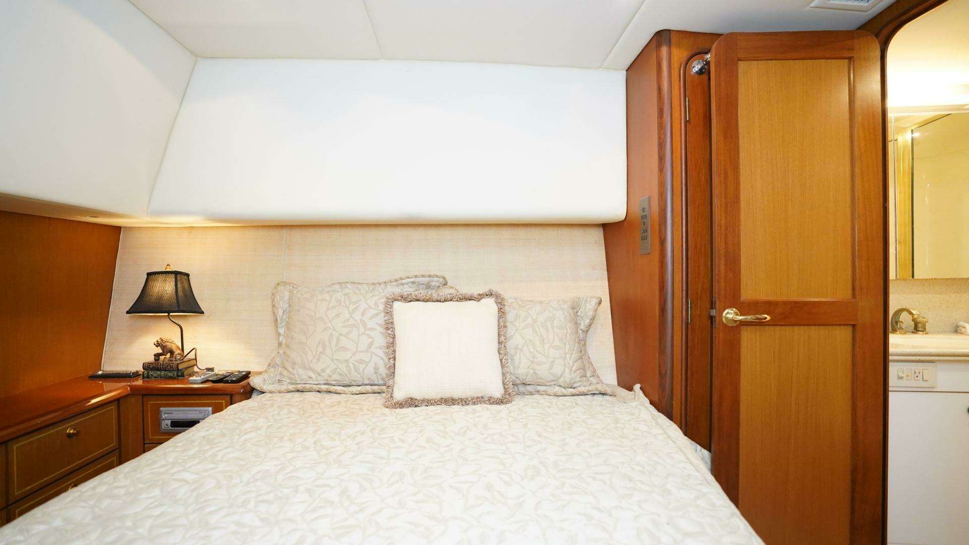 2005 Ocean Yachts — - Image 49
