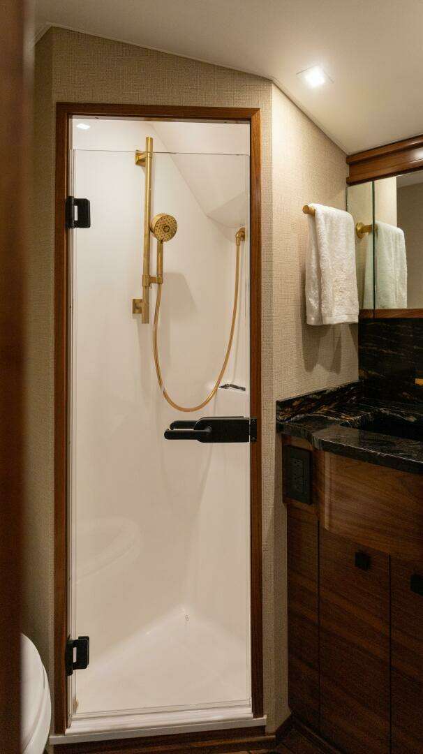 2025 Viking 82 Convertible - Image 35