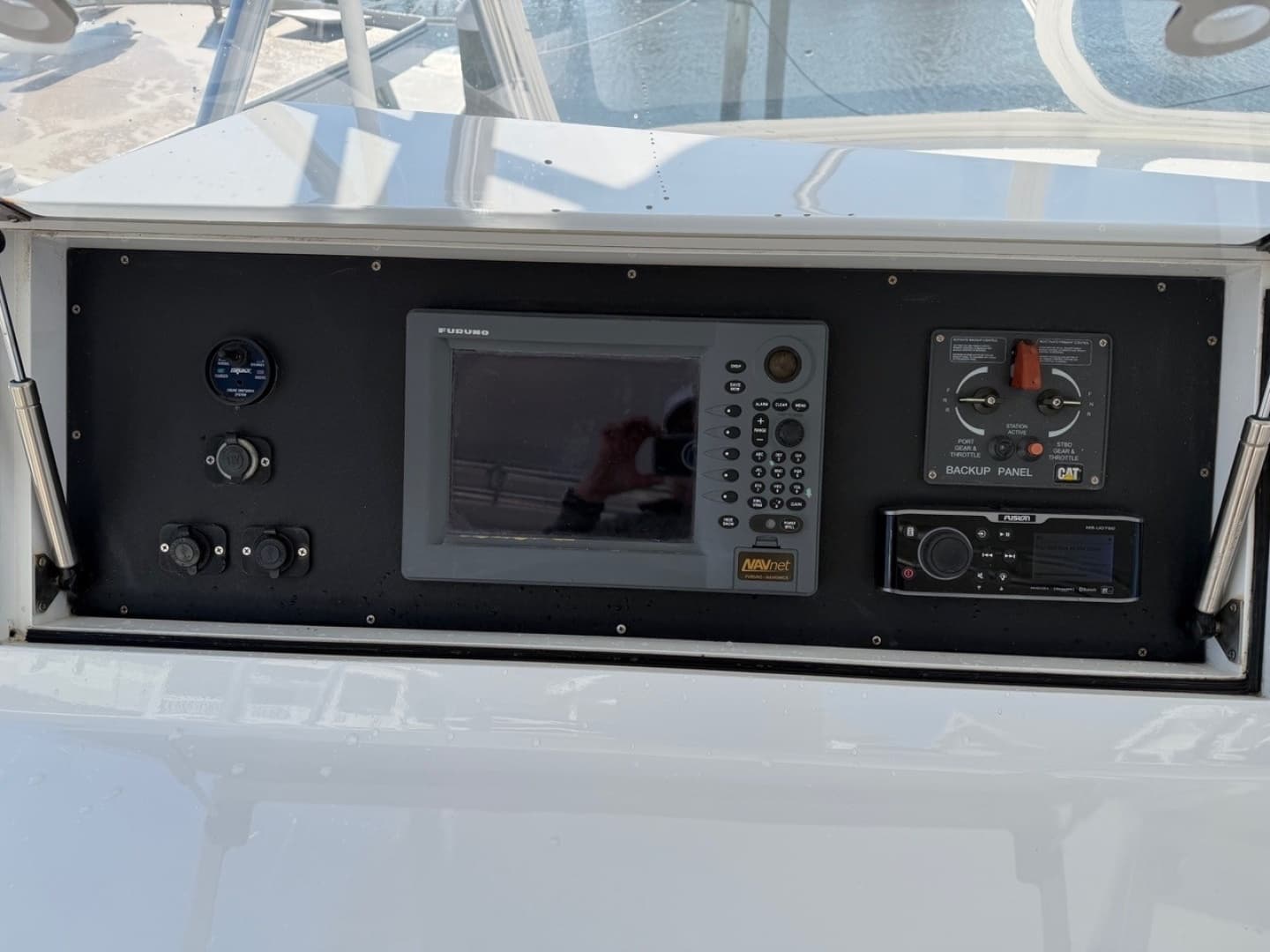 2004 Custom Carolina Hudson - Image 5