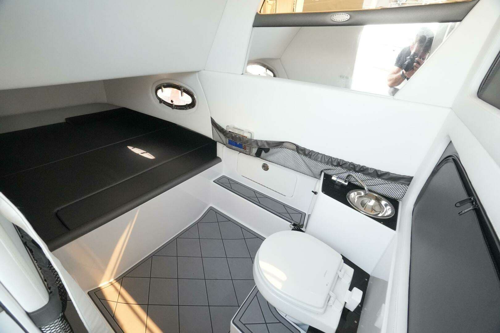 2020 Nor-Tech 390 Sport - Image 52