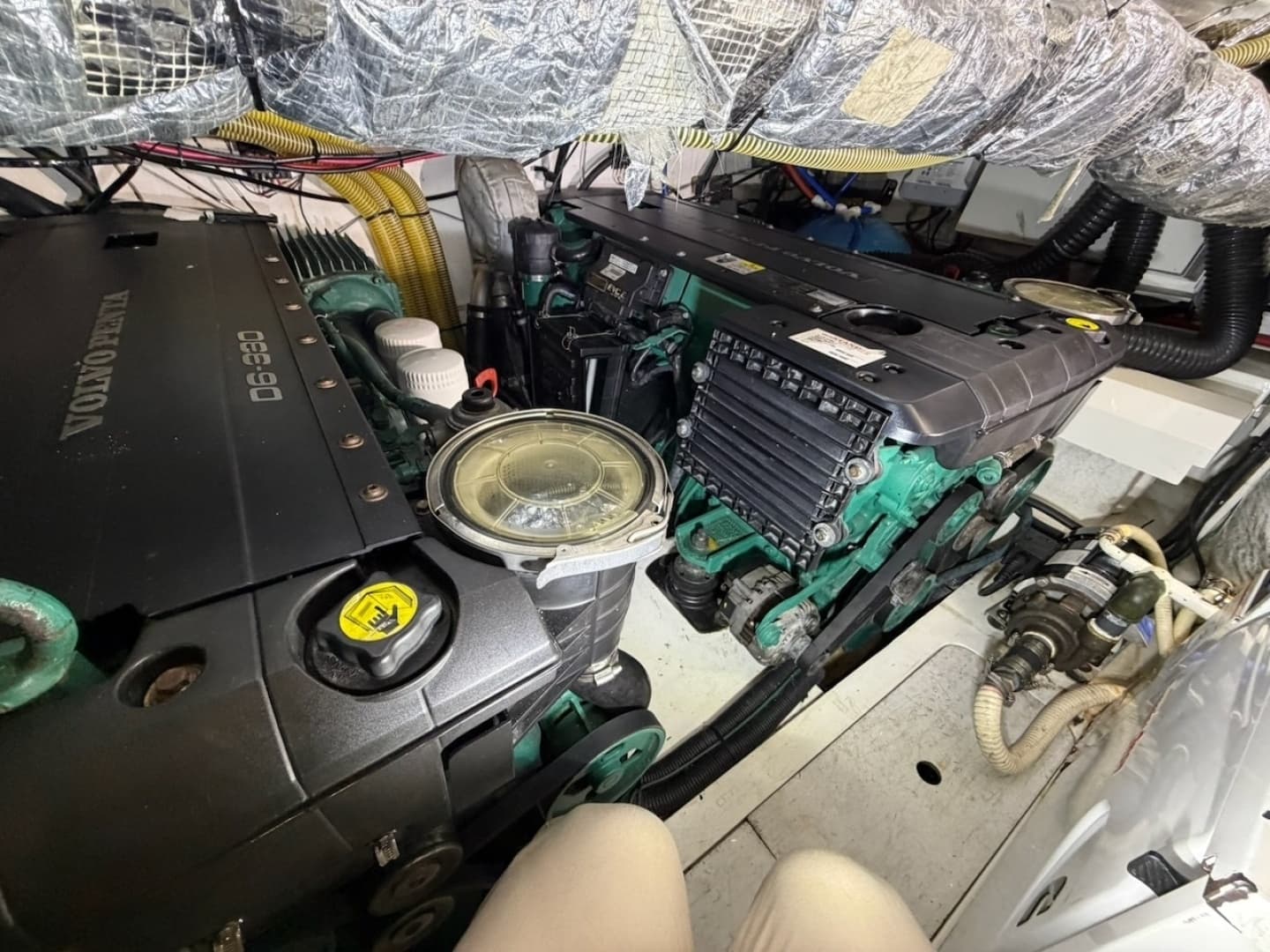 2013 Princess V39 - Image 19