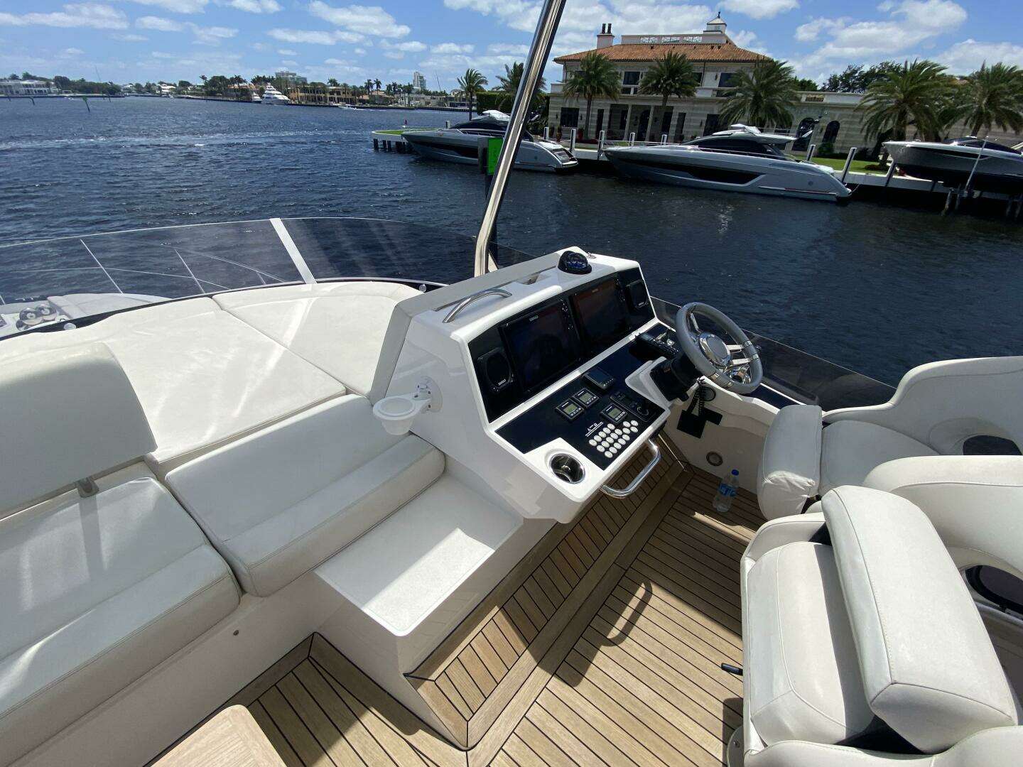 2017 Sunseeker 52 Manhattan - Image 7