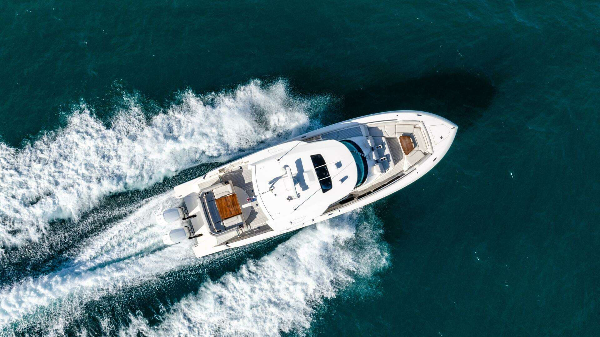 2022 Tiara Yachts 43 LS - Image 26