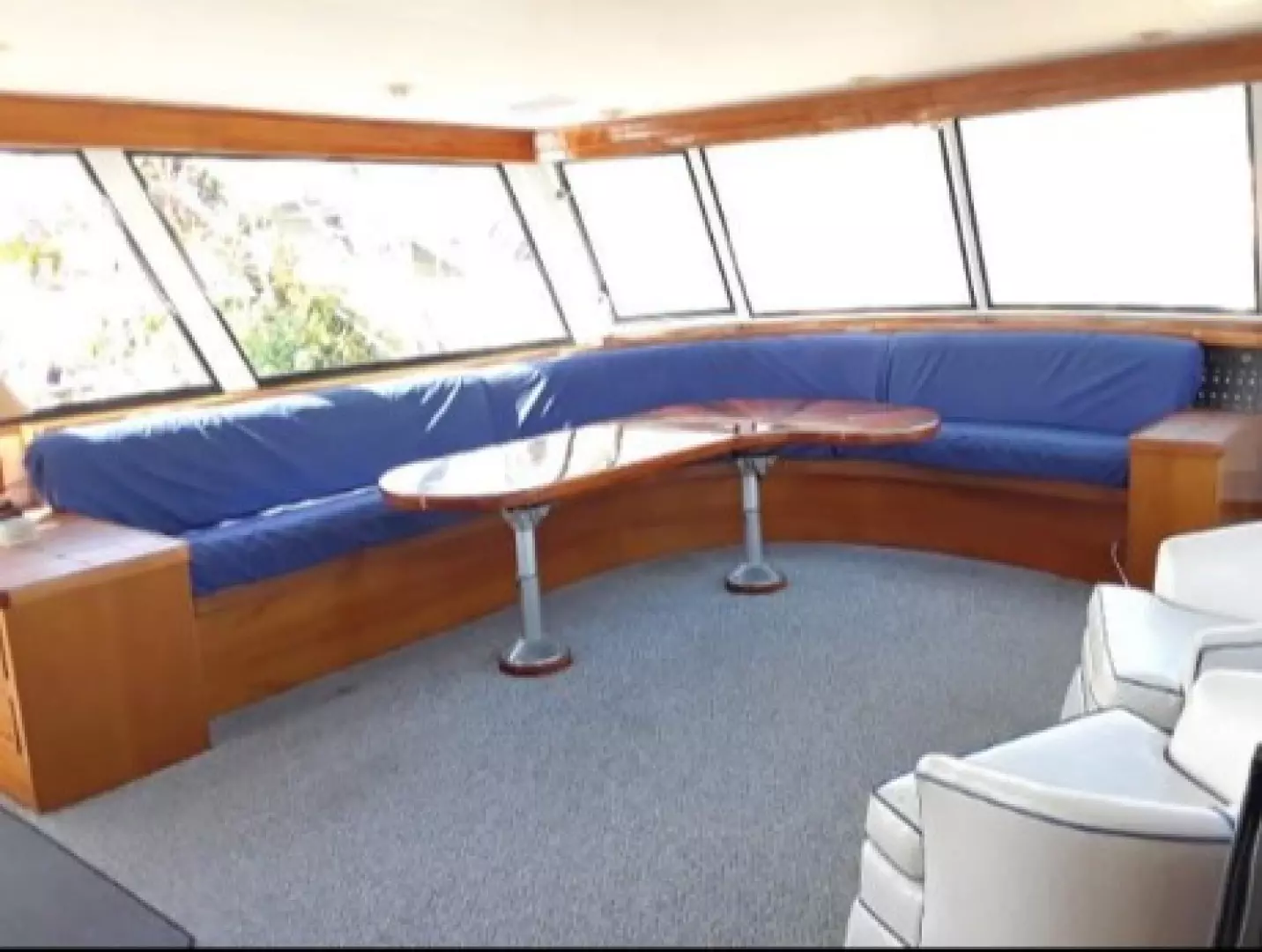 1965 Burger Cockpit Flybridge Motor Yacht - Image 18