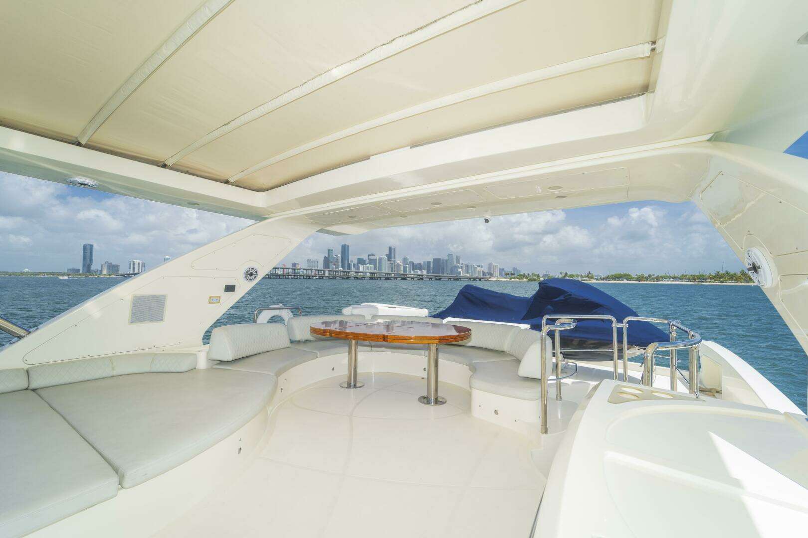 2008 Azimut 75 - Image 70