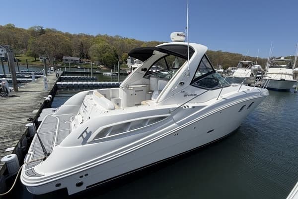 2008 Sea Ray 330 Sundancer